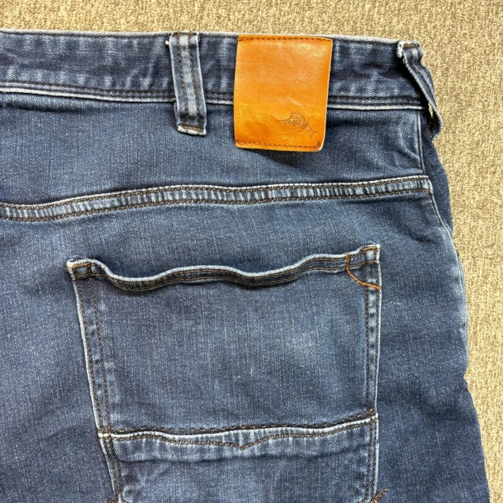 Tommy Bahama Jeans Men's Blue Denim Straight Leg Casual Comfort 40x32 Fits 44X29